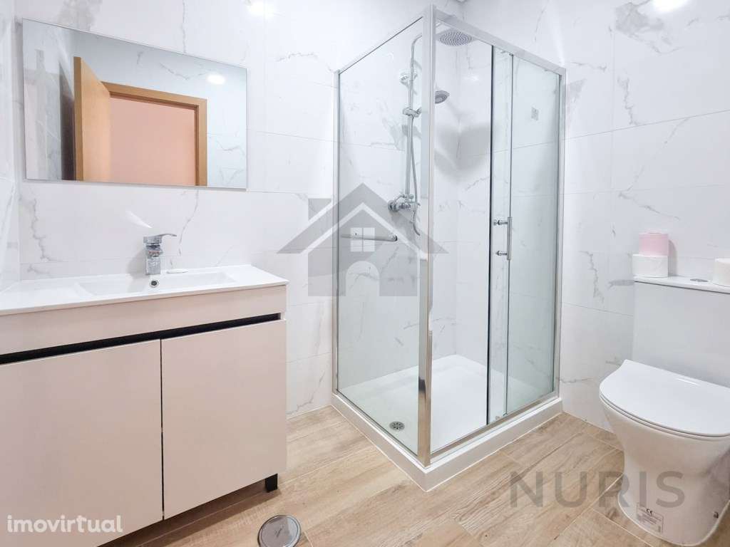 Loja remodelada com 2 quartos para venda em Portimão - Grande imagem: 4/15