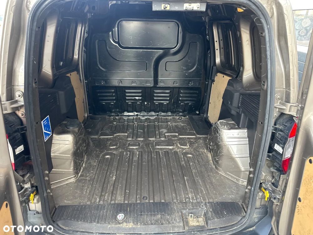 Ford TRANSIT CONNECT - 23