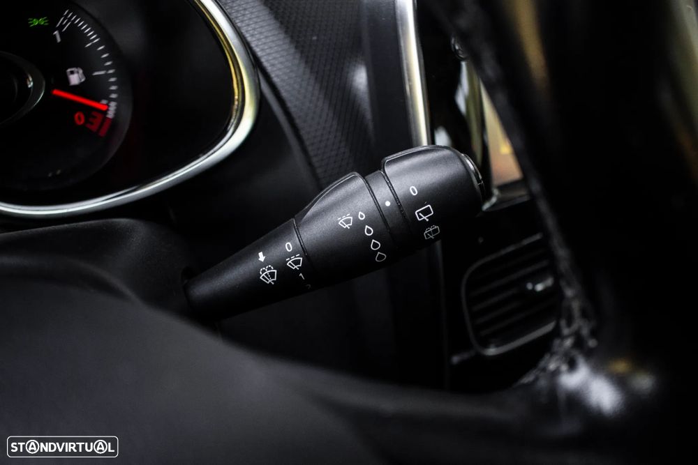 Renault Clio Sport Tourer 1.5 dCi Confort - 12