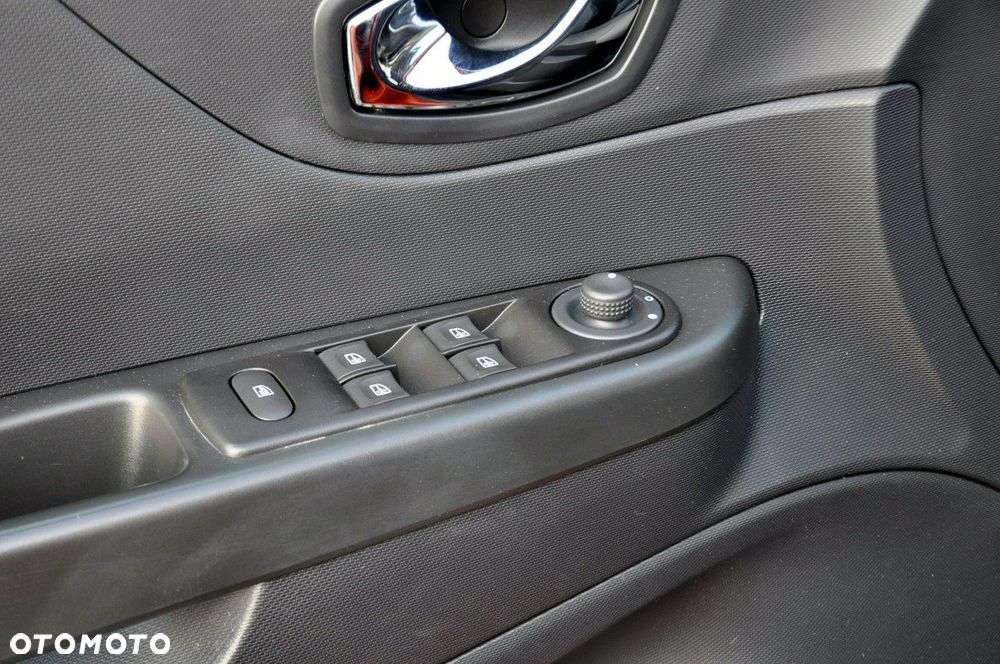 Renault Captur - 37