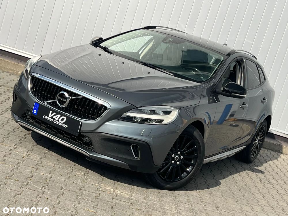 Volvo V40 Cross Country D3 Momentum - 24