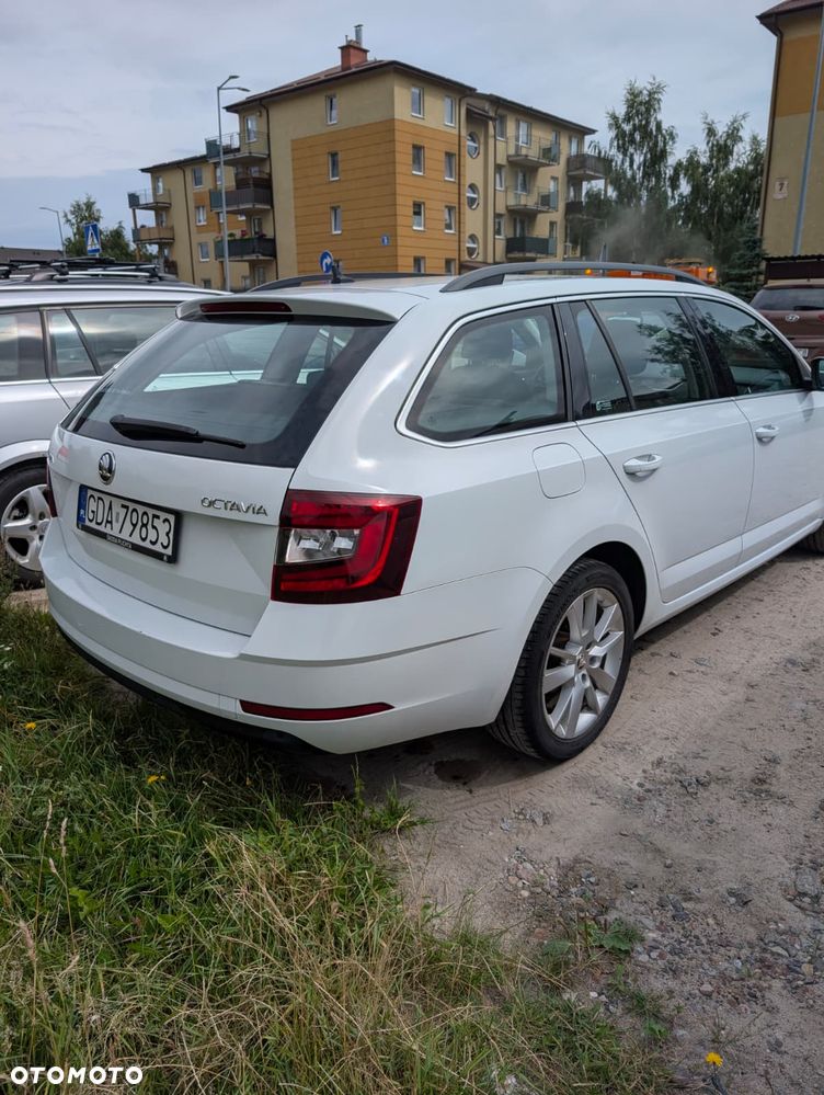 Skoda Octavia 1.5 TSI GPF ACT Clever DSG - 6