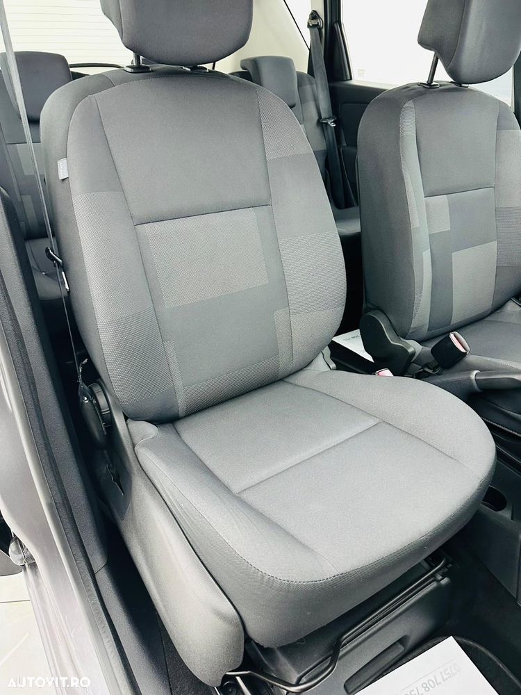 Renault Scenic 1.6 16V 110 Authentique - 19
