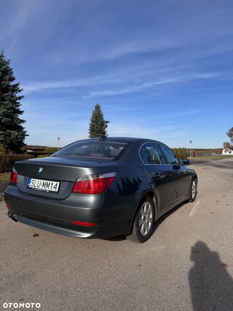 BMW Seria 5 520i - 3