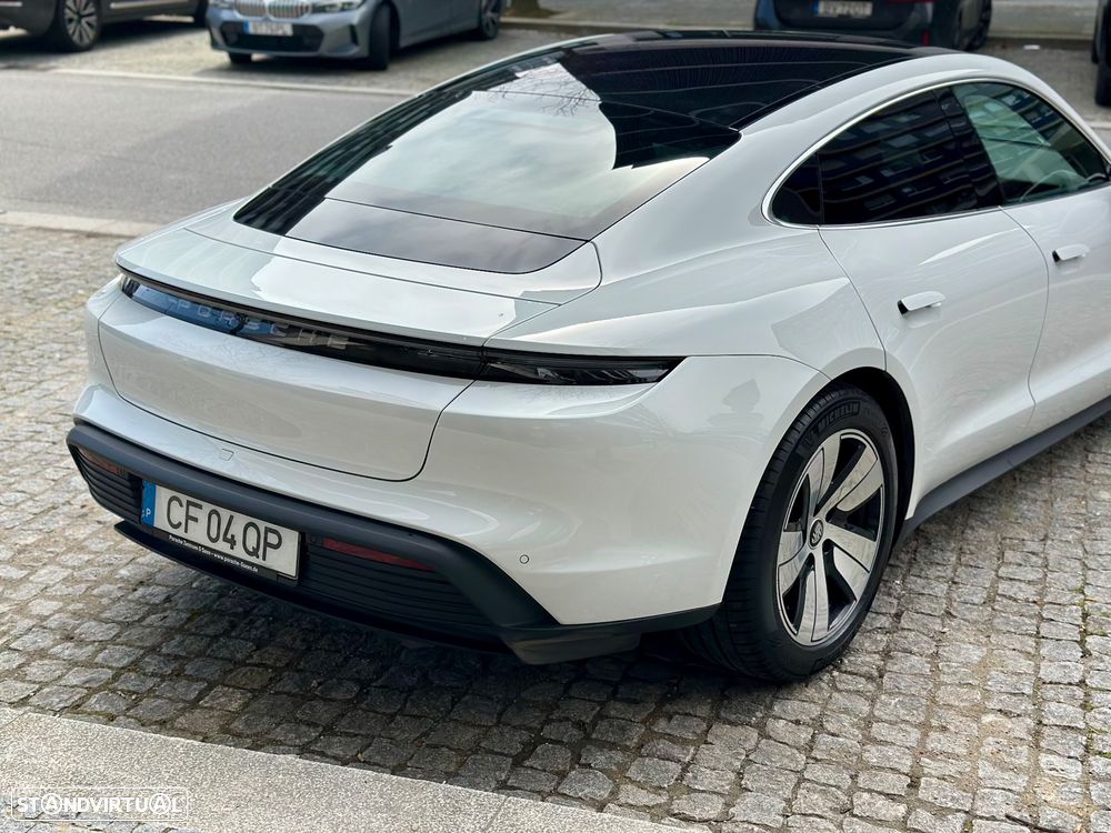 Porsche Taycan 4S Bateria Performance Plus - 14