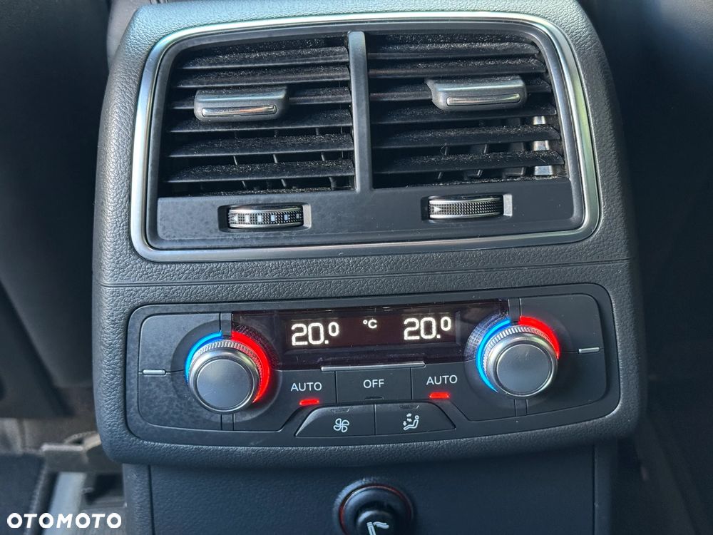 Audi A6 Avant 2.0 TDI Ultra S tronic - 36