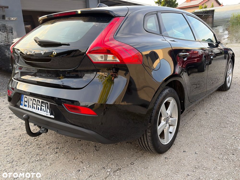 Volvo V40 D2 Momentum - 10