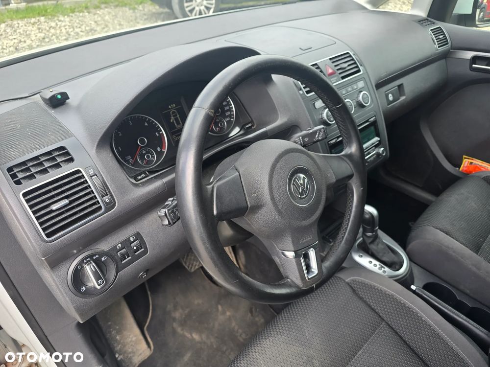 Volkswagen Touran 1.6 TDI DPF DSG Comfortline - 14