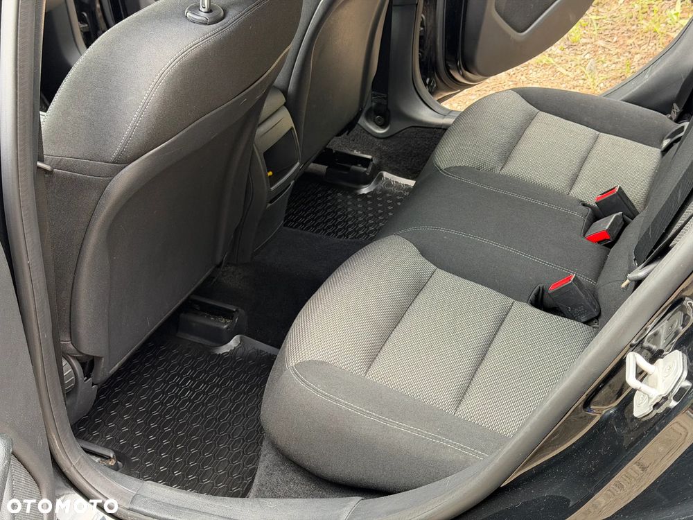 Mercedes-Benz Klasa A 180 d BlueEFFICIENCY Edition Style - 18