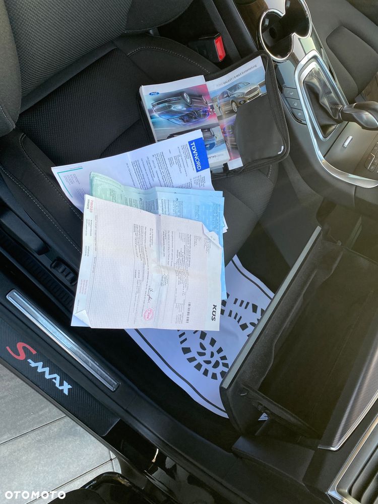 Ford S-Max 2.0 EcoBlue Titanium - 25