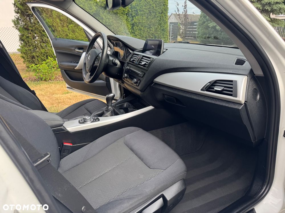 BMW Seria 1 116d - 28