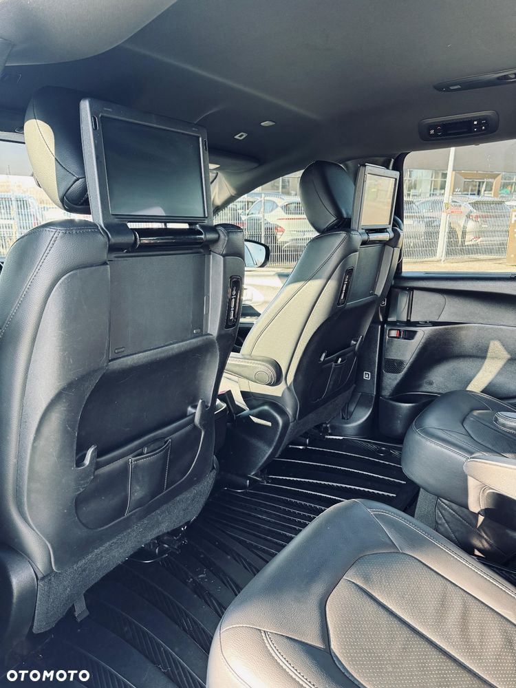 Chrysler Pacifica - 15