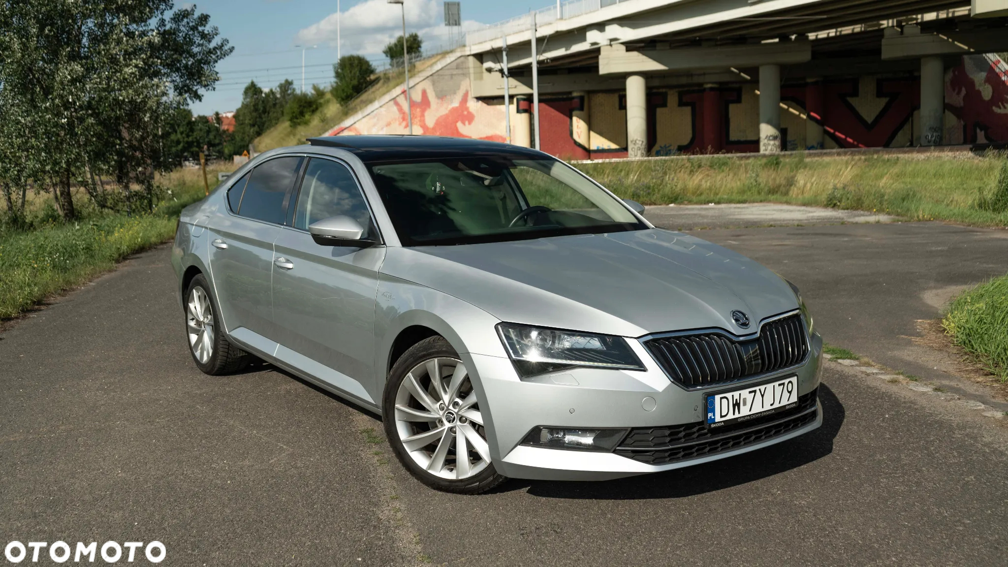 Skoda Superb 2.0 TDI 4x4 L&K DSG - 2