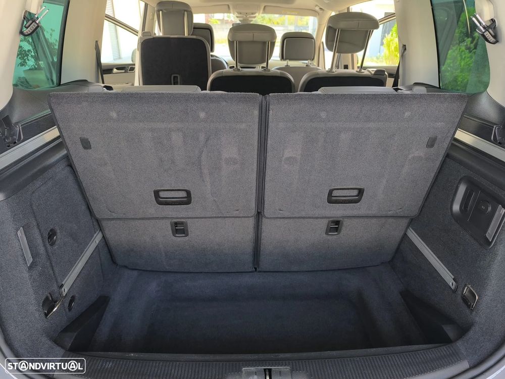 VW Sharan 2.0 TDI Highline DSG - 12