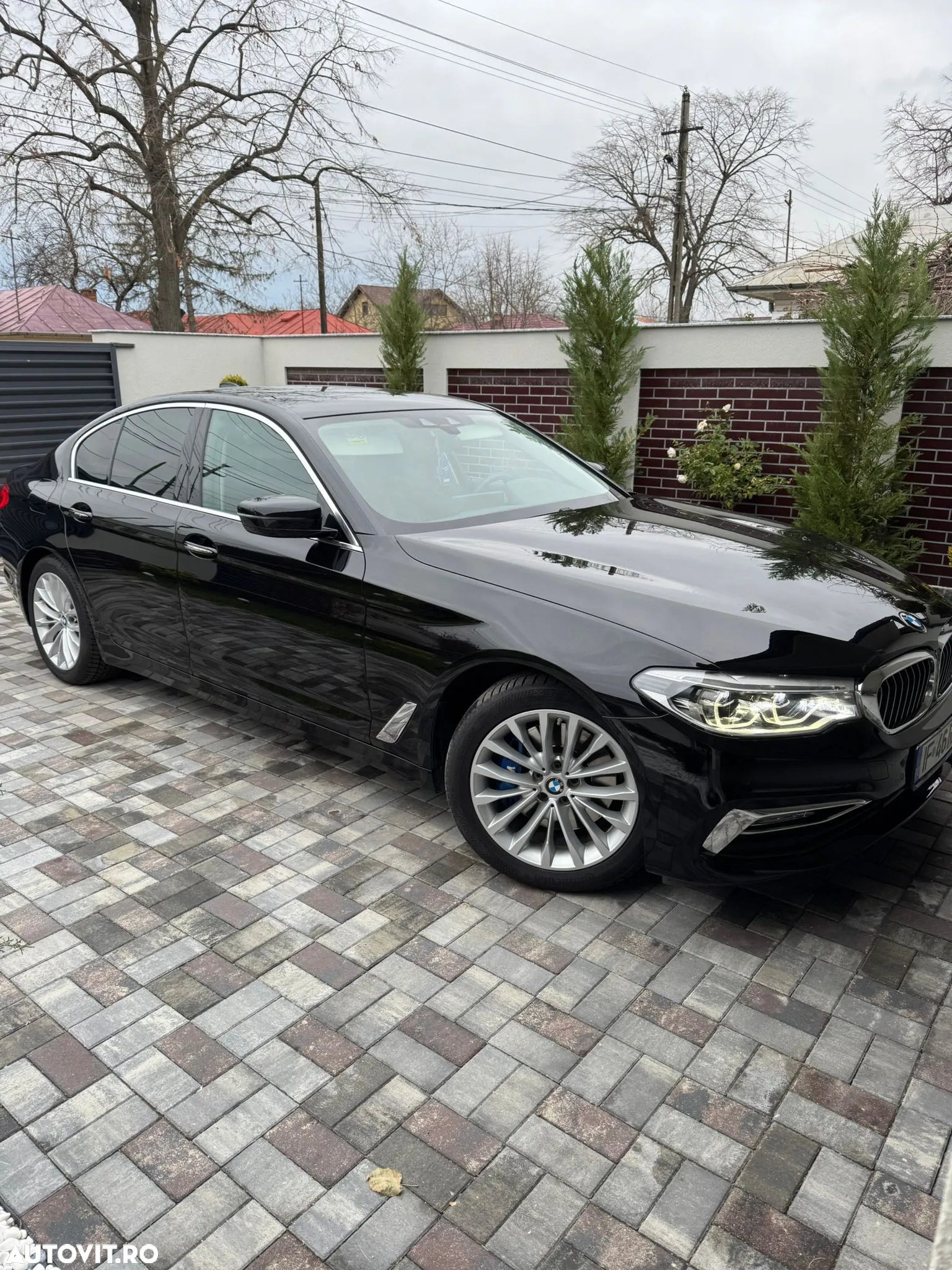 BMW Seria 5 540i xDrive AT - 2