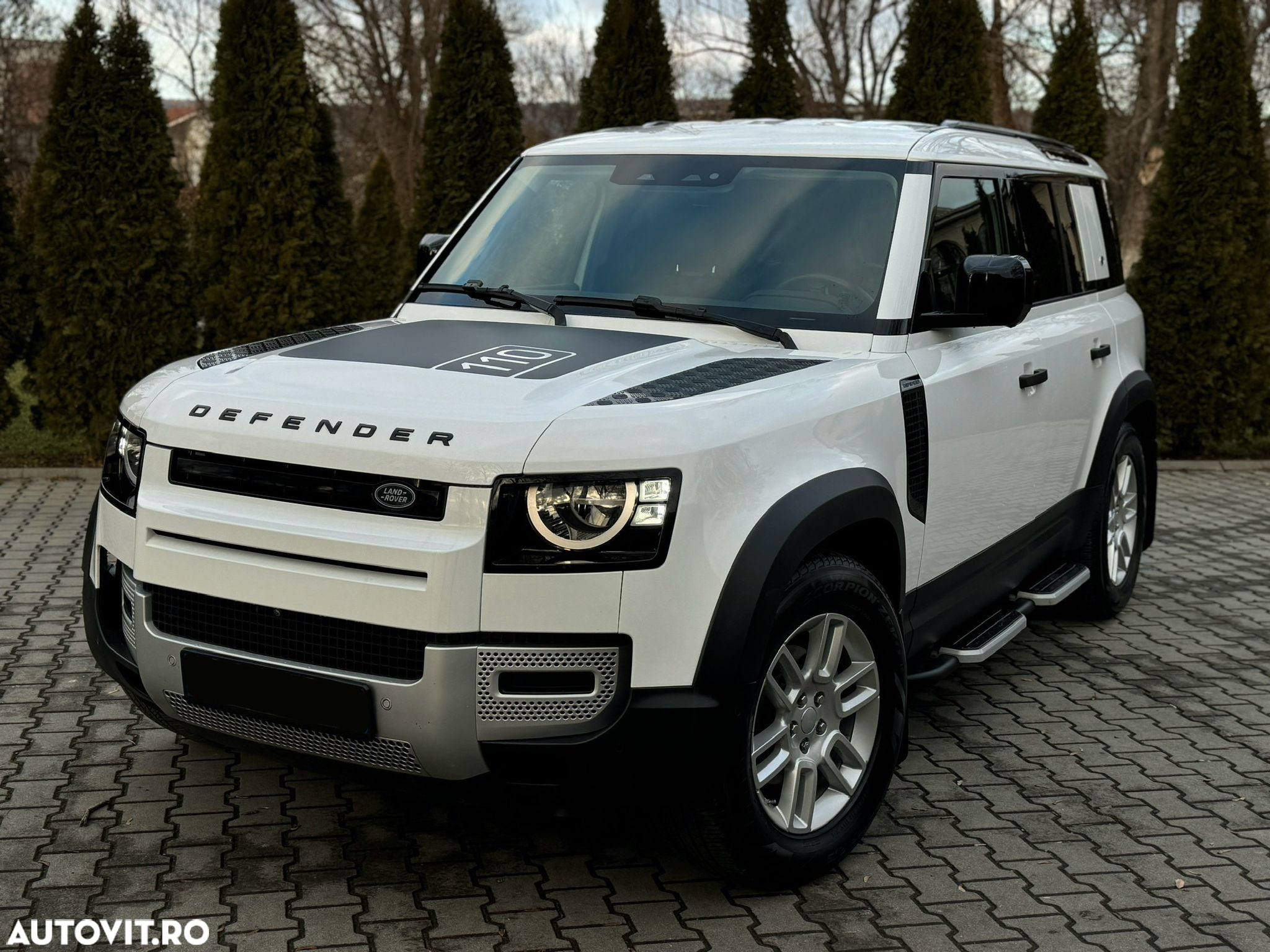 Land Rover Defender 110 2.0L D240 - 2