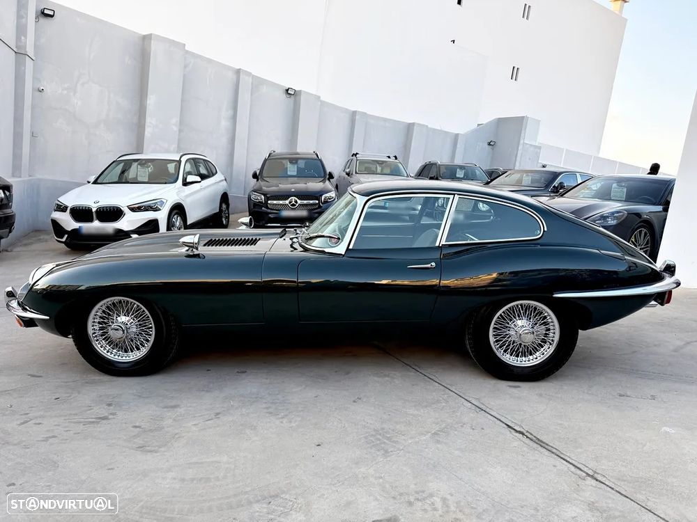 Jaguar E-Type - 6