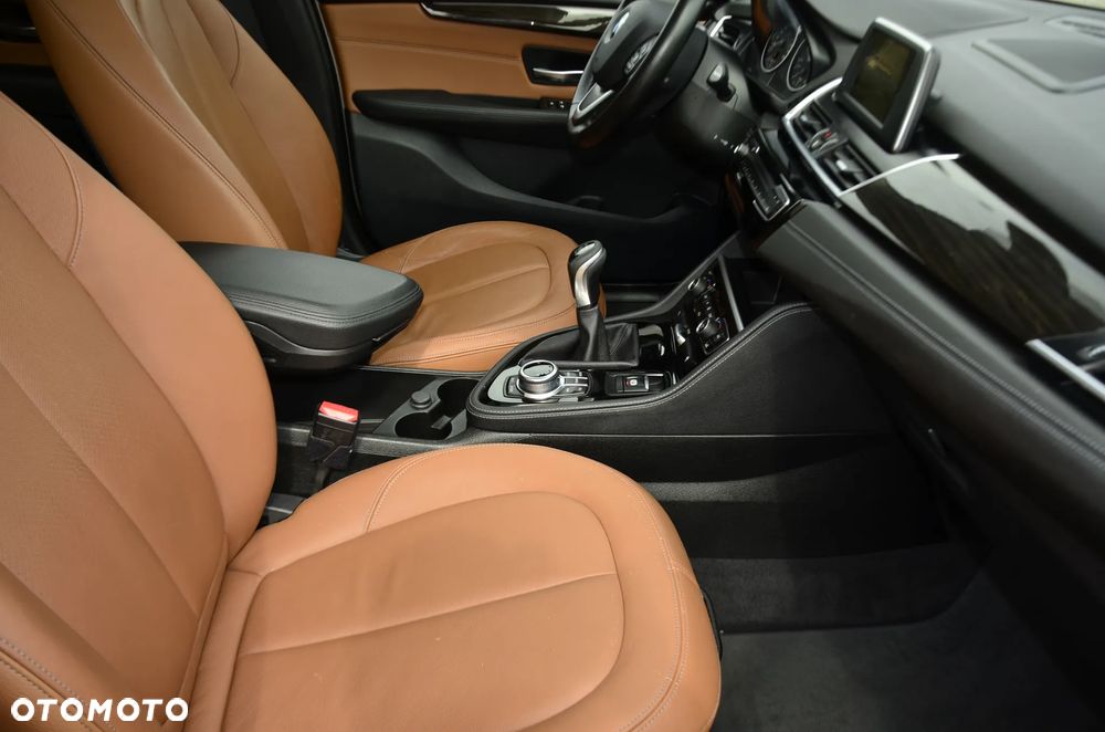 BMW Seria 2 216d GT Luxury Line - 24