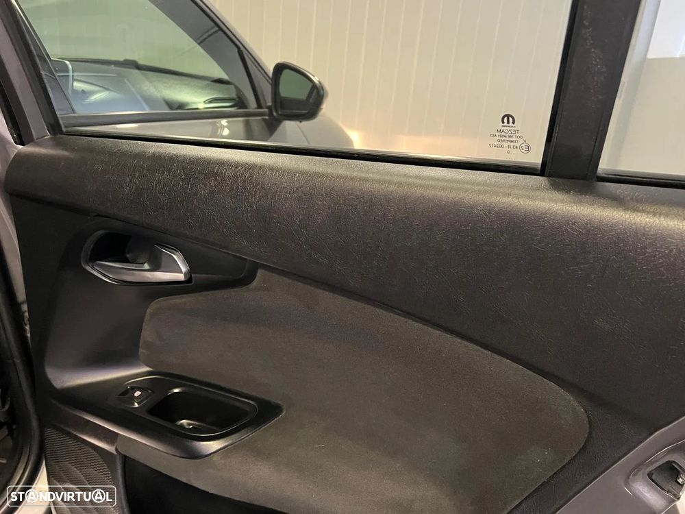 Fiat Tipo Station Wagon 1.3 M-Jet Lounge - 20