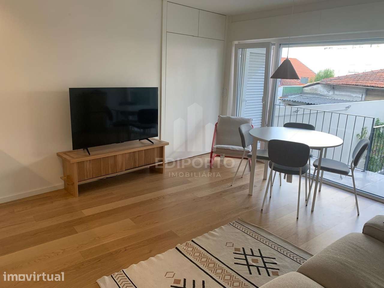Apartamento T1 mobilado com varanda ao Metro Campanhã- DISPONÍVEL A PA - Grande imagem: 3/15