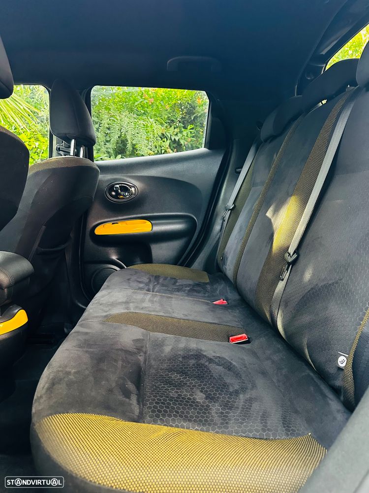 Nissan Juke 1.5 dCi N-Connecta P.Ext.1 Black Tokyo - 21