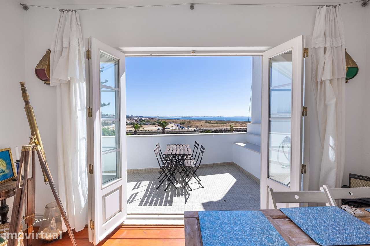 EXCLUSIVO DUPLEX NO CENTRO HISTÓRICO DE LAGOS COM VISTA MAR E ROOFTOP - Grande imagem: 4/30