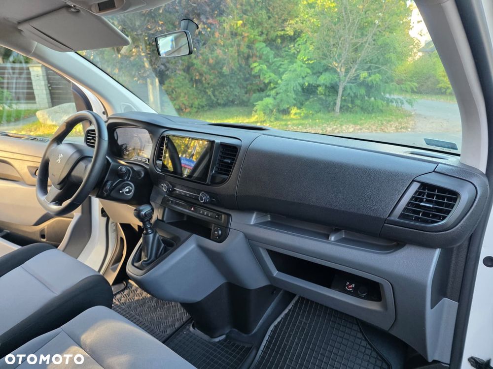 Peugeot Traveller 1.5 BlueHDi Long Business - 21