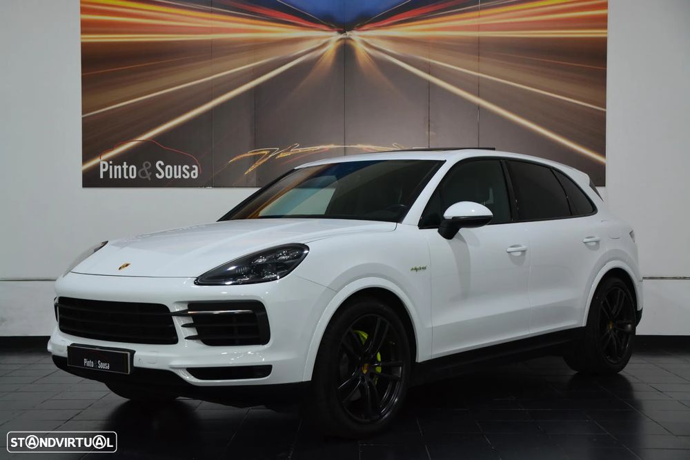 Porsche Cayenne E-Hybrid - 2