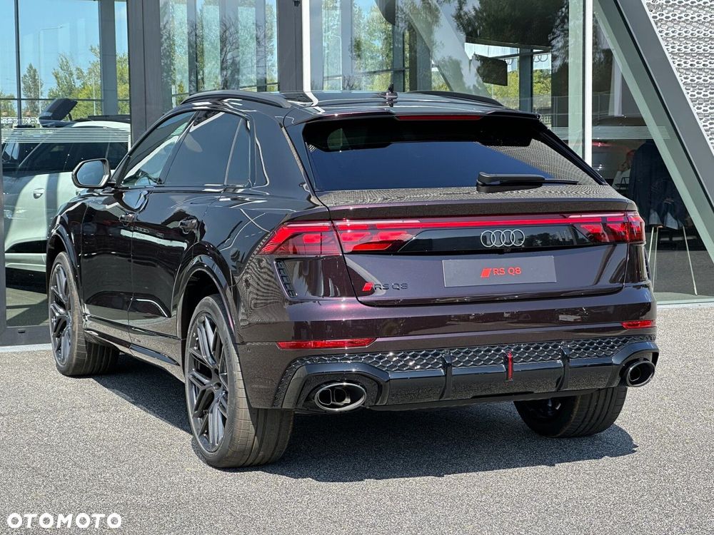 Audi RS Q8 - 9