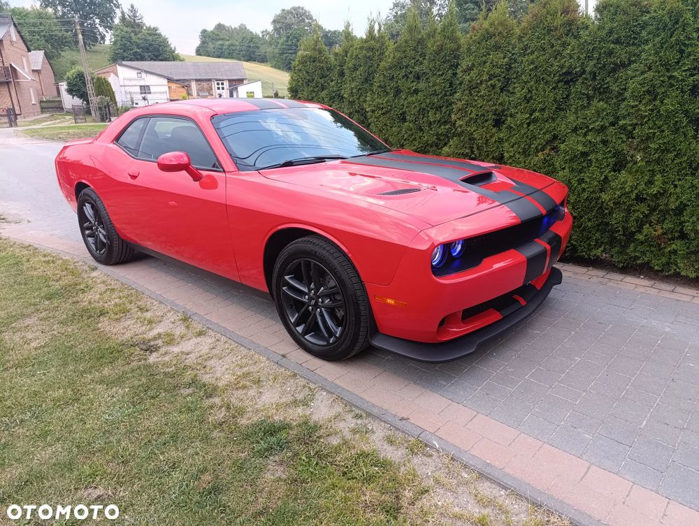 Dodge Challenger - 13