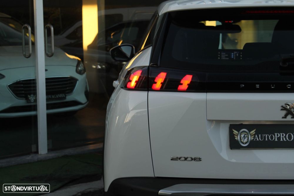 Peugeot 2008 1.2 PureTech Active Pack EAT8 - 36