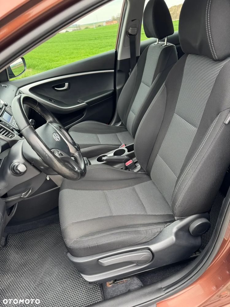 Hyundai i30 1.6 Style - 13