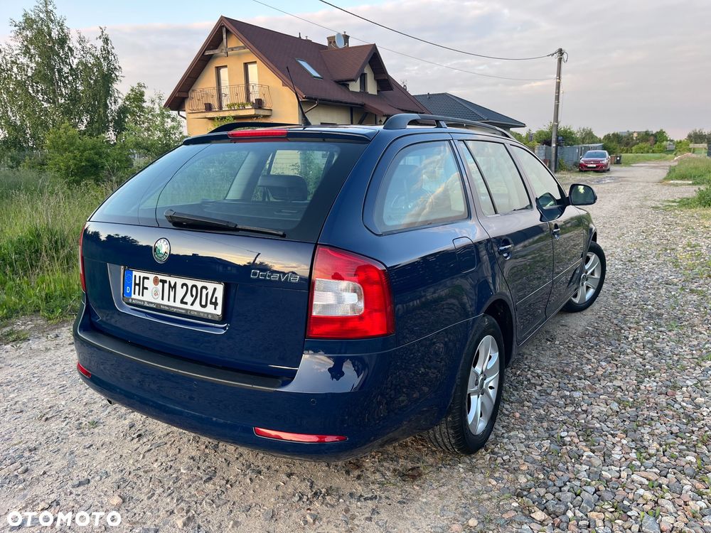 Skoda Octavia 2.0 TDI DSG Elegance - 28
