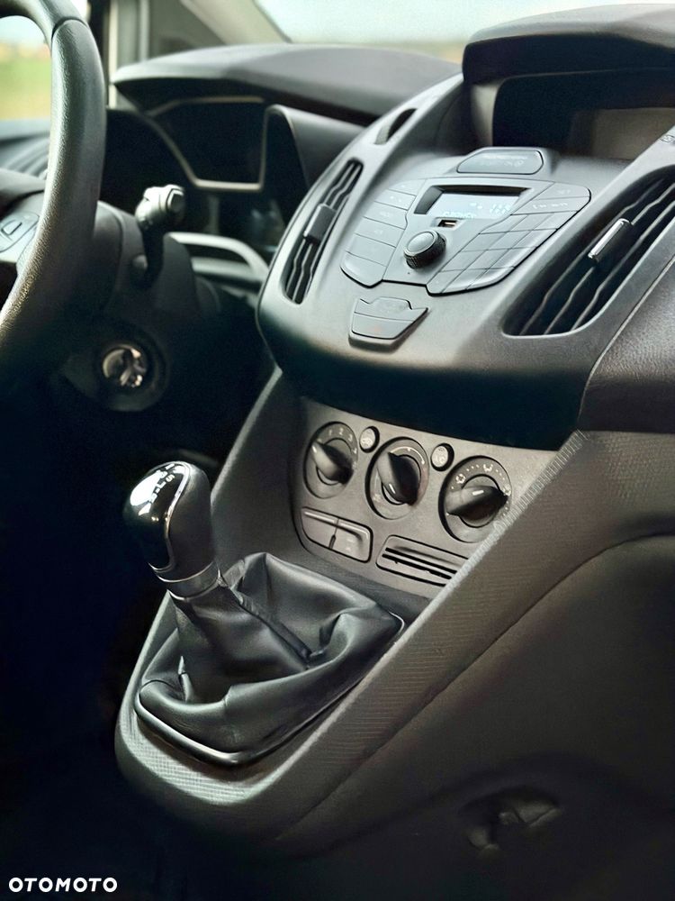 Ford Transit Connect - 27