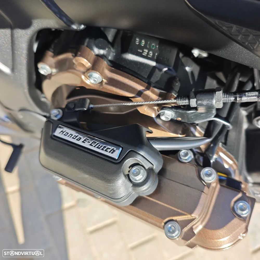 Honda CB 650R E-CLUTCH - 9