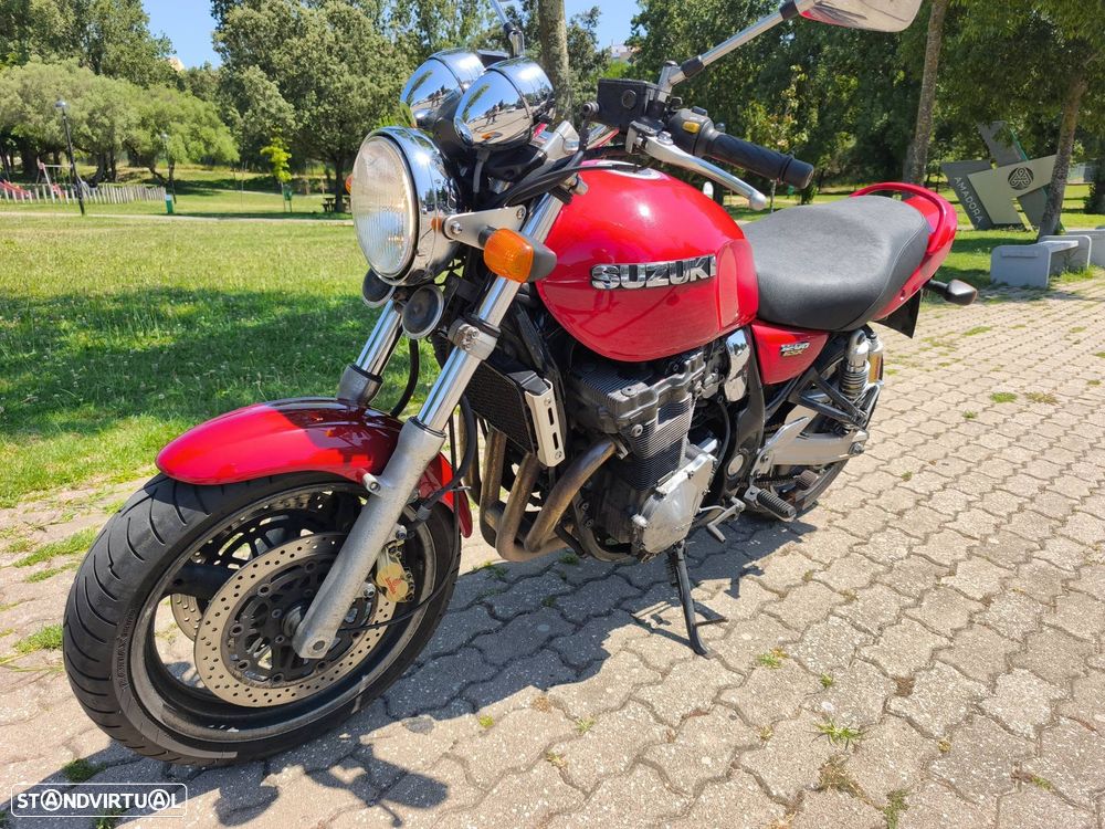 Suzuki GSX 1200 - 7