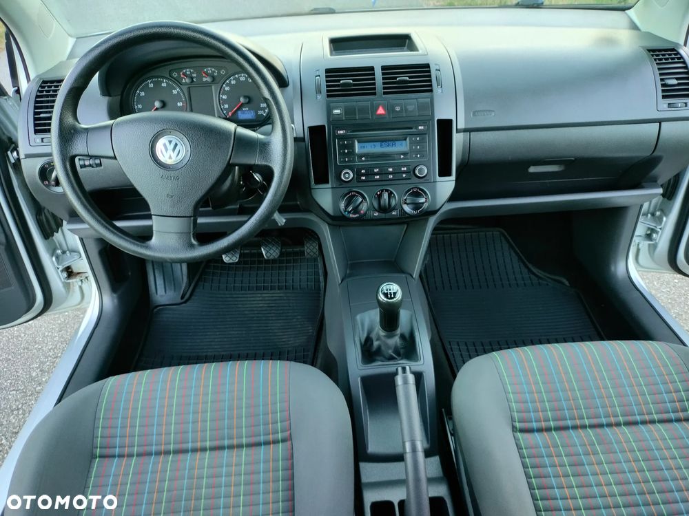 Volkswagen Polo 1.2 Style - 31
