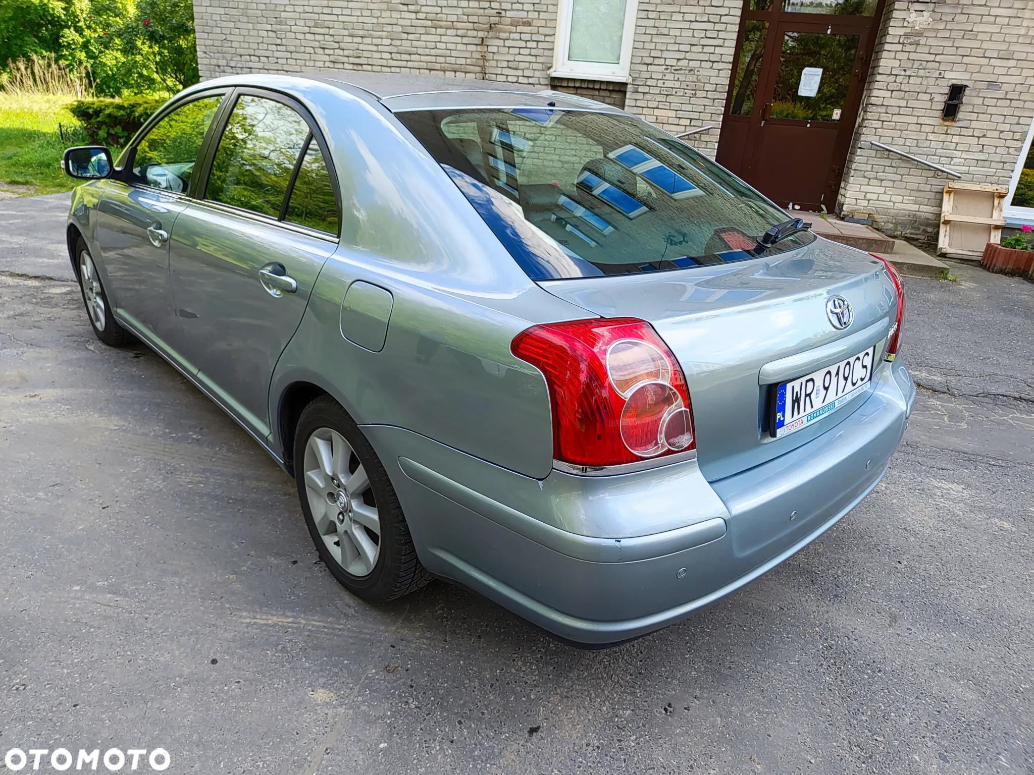 Toyota Avensis 2.2 D-4D Executive - 10