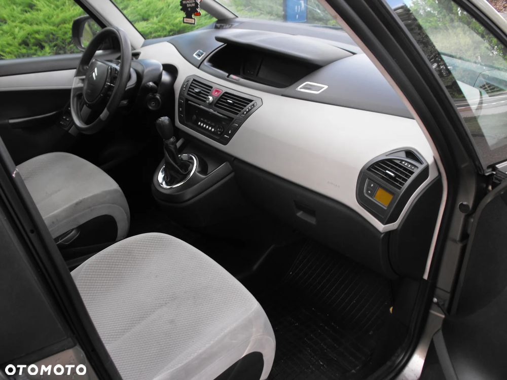 Citroën C4 Picasso - 18