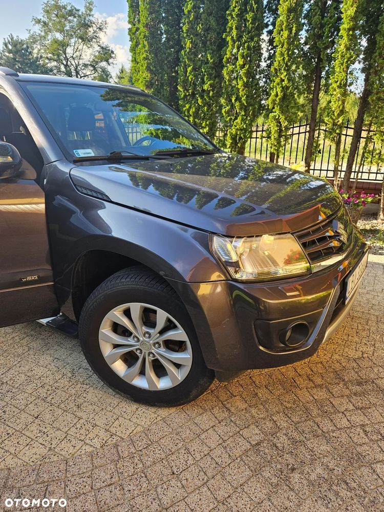 Suzuki Grand Vitara 2.4 Premium EU5 - 25