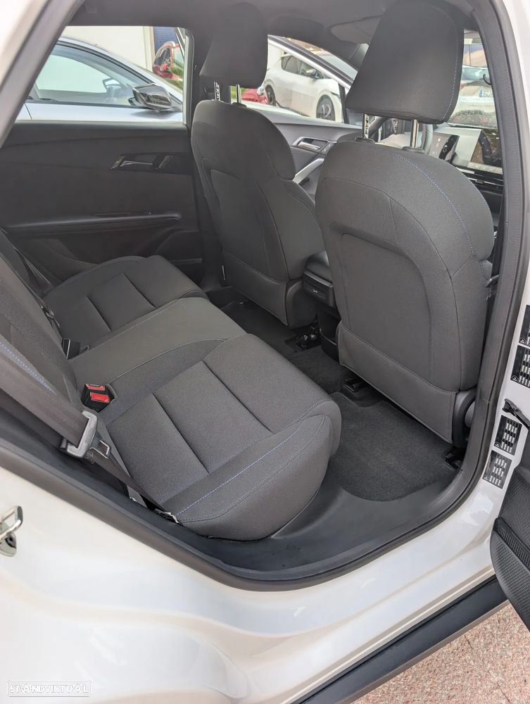 MG MG4 4 Standard - 11