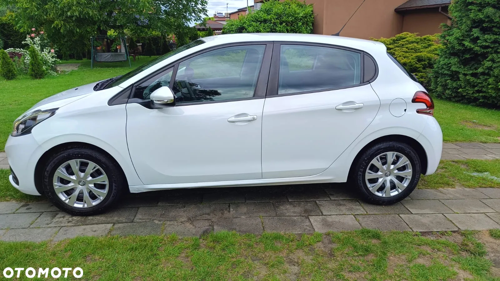 Peugeot 208 1.2 PureTech Access - 10