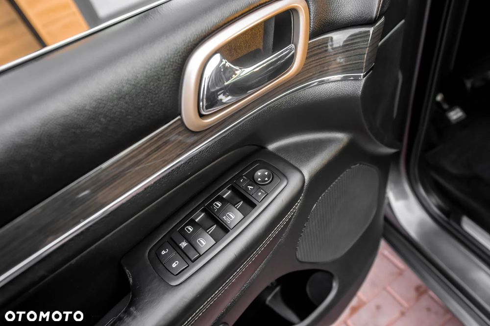 Jeep Grand Cherokee 3.0 V6 Multijet 4WD Automatik Overland - 28