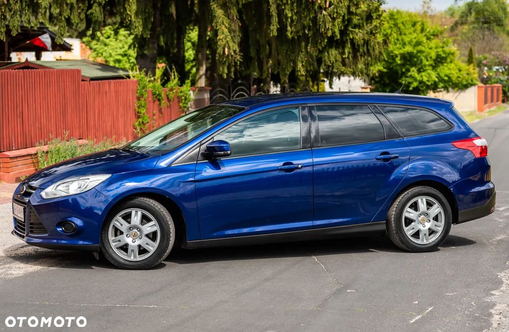 Ford Focus SW - 13