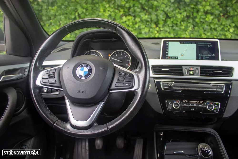 BMW X1 16 d sDrive Line xLine - 15