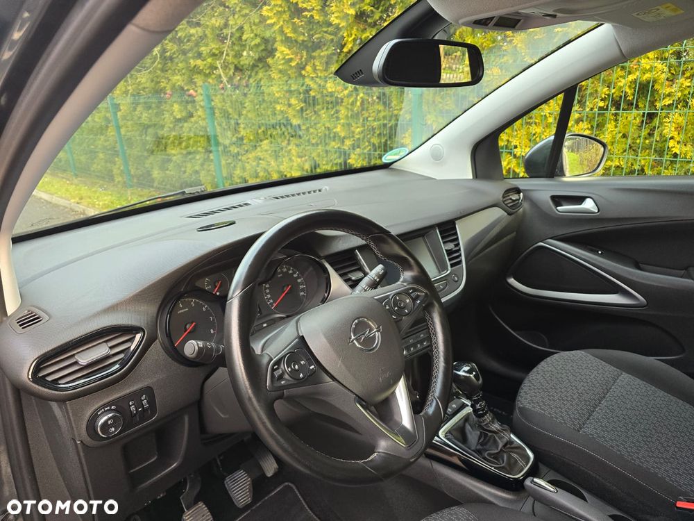 Opel Crossland X - 21