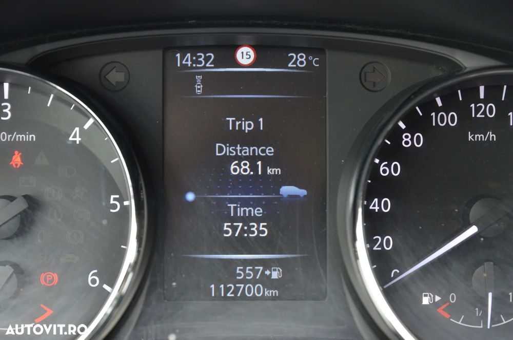 Nissan Qashqai 1.5 DCI TEKNA - 32
