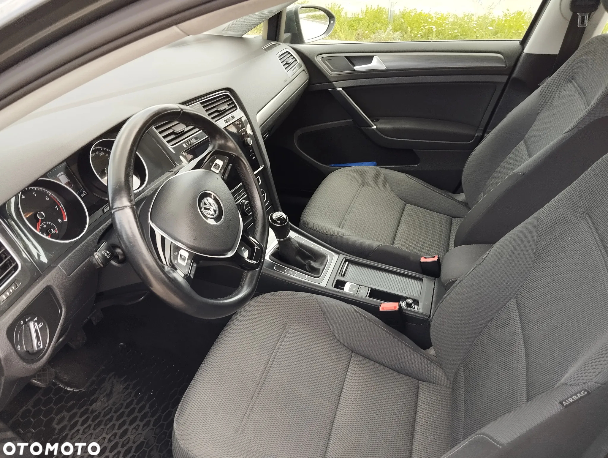 Volkswagen Golf VII 1.5 TSI BMT Comfortline - 19