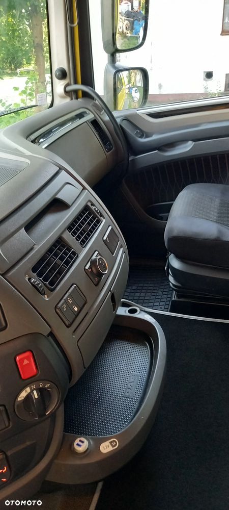 DAF XF 106 - 24