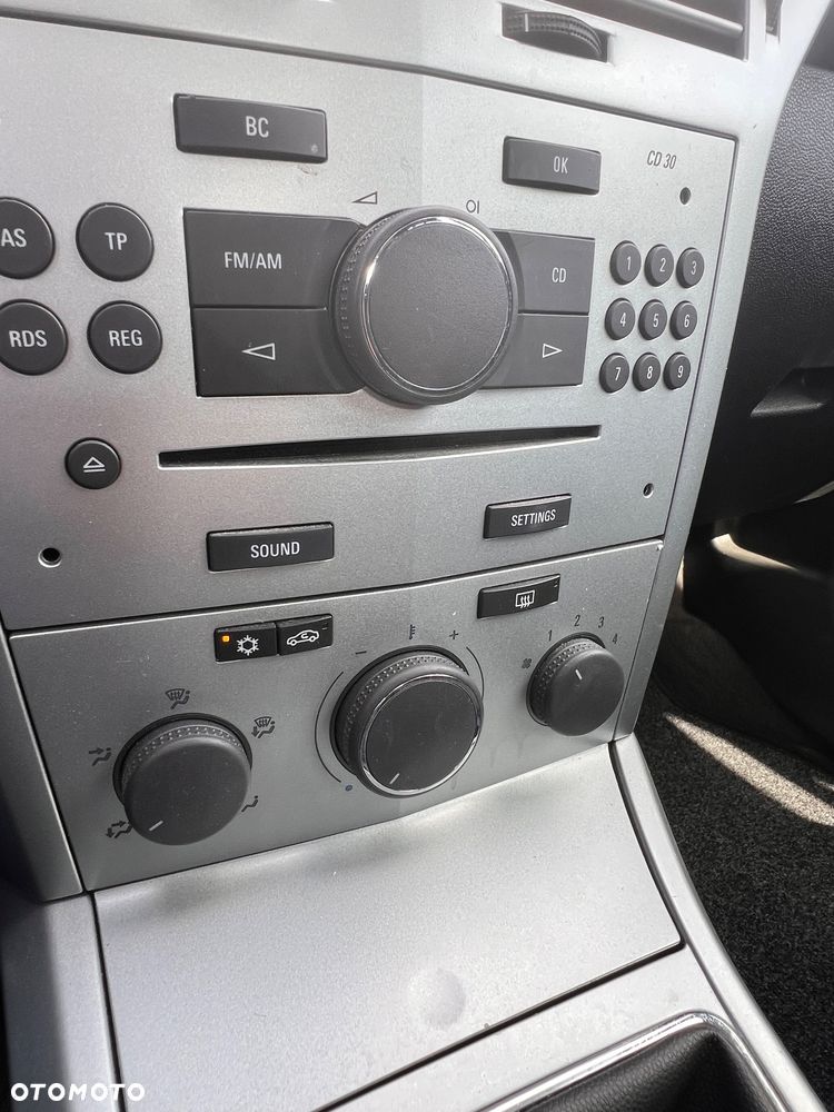 Opel Astra 1.6 - 13